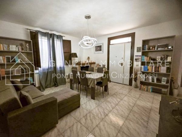 casa indipendente in vendita a Ravenna in zona Centro Storico