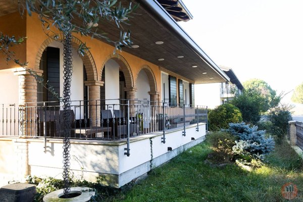 casa indipendente in vendita a Ravenna in zona Borgo Montone