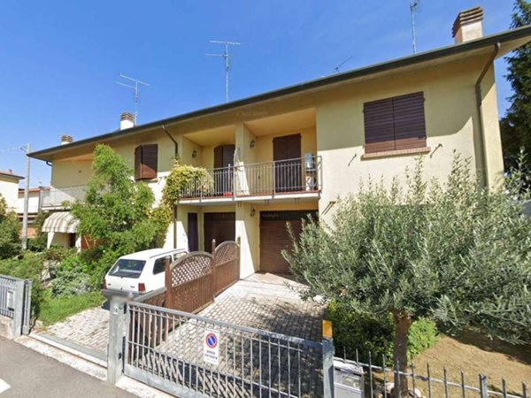 casa indipendente in vendita a Ravenna in zona Sant'Alberto