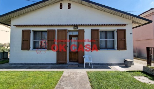 casa indipendente in vendita a Ravenna in zona Santerno