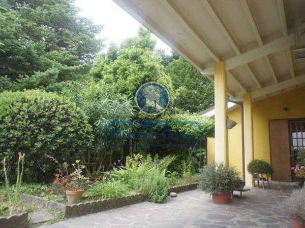 casa indipendente in vendita a Ravenna in zona Savarna / Conventello