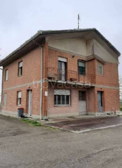 casa indipendente in vendita a Ravenna in zona Gambellara