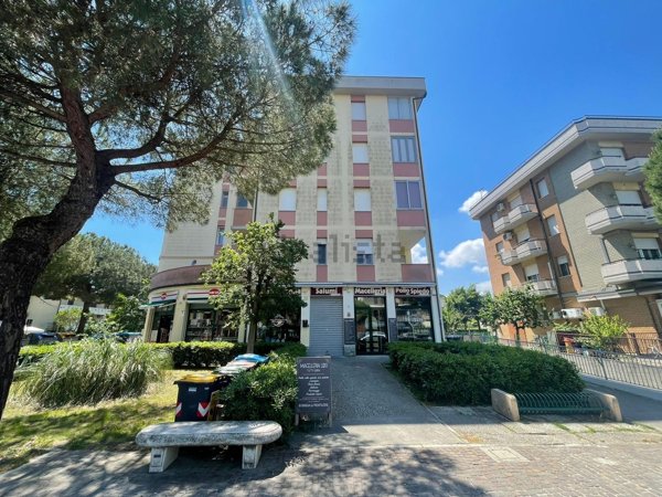 appartamento in vendita a Ravenna in zona Lido Adriano