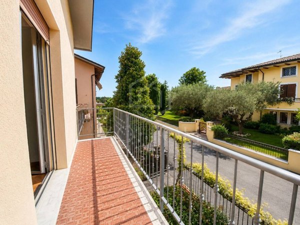 casa indipendente in vendita a Ravenna in zona Centro Storico