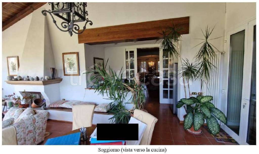 casa indipendente in vendita a Ravenna in zona Longana