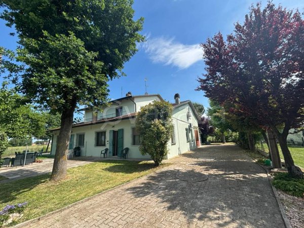 casa indipendente in vendita a Ravenna in zona San Zaccaria