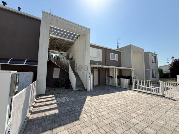 appartamento in vendita a Ravenna in zona Punta Marina Terme