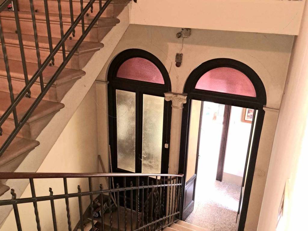 casa indipendente in vendita a Ravenna in zona Centro Storico
