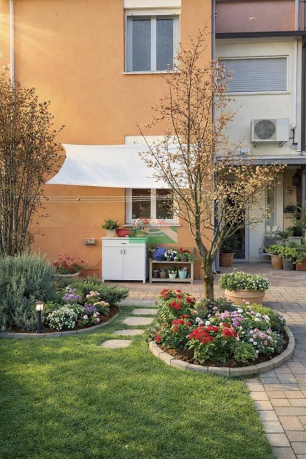 casa indipendente in vendita a Ravenna in zona Mandriole