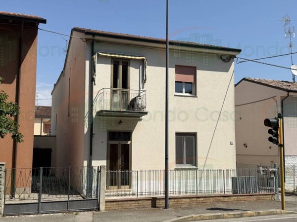 casa indipendente in vendita a Ravenna in zona Ponte Nuovo