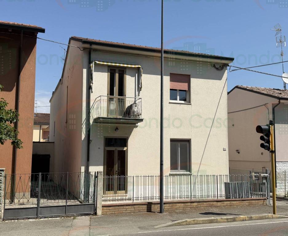 casa indipendente in vendita a Ravenna in zona Ponte Nuovo