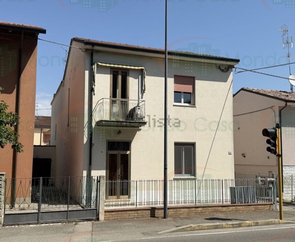 casa indipendente in vendita a Ravenna in zona Ponte Nuovo