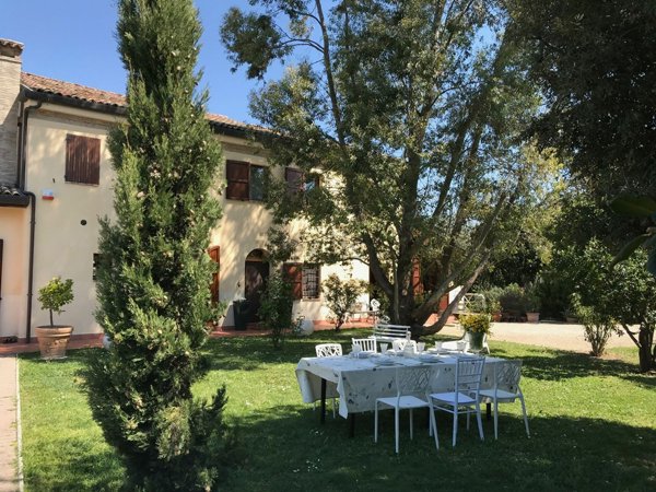 casa indipendente in vendita a Ravenna in zona Castiglione di Ravenna