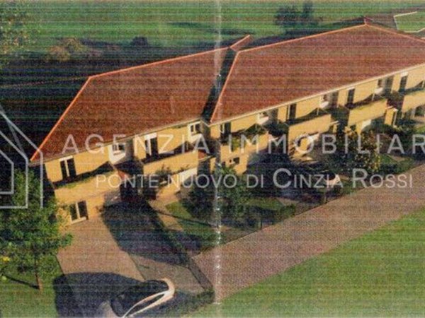 casa indipendente in vendita a Ravenna in zona Centro Storico