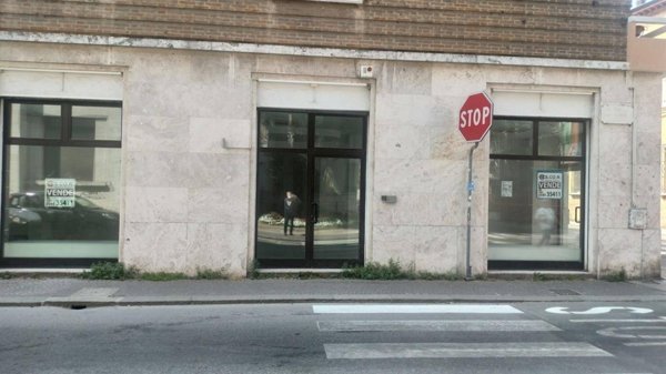 negozio in vendita a Ravenna in zona Centro Storico