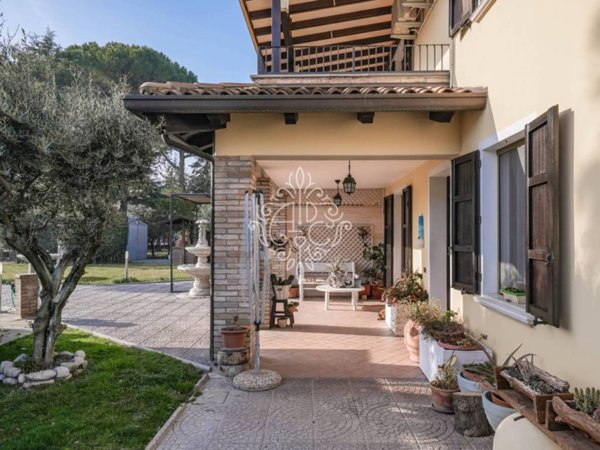 casa indipendente in vendita a Ravenna in zona Ponte Nuovo