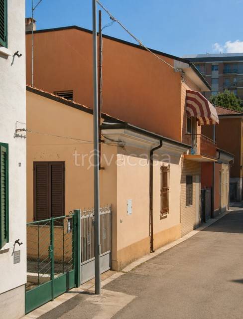 casa indipendente in vendita a Ravenna in zona Centro Storico