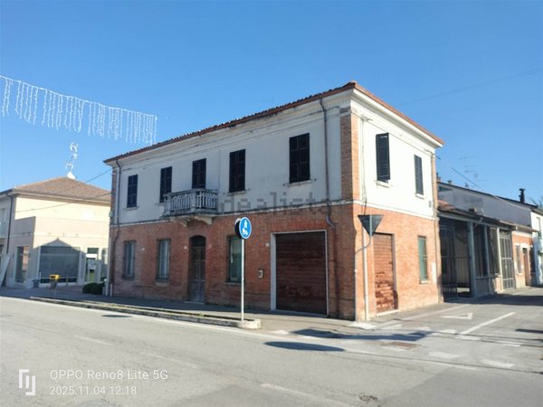 casa indipendente in vendita a Ravenna in zona Santo Stefano