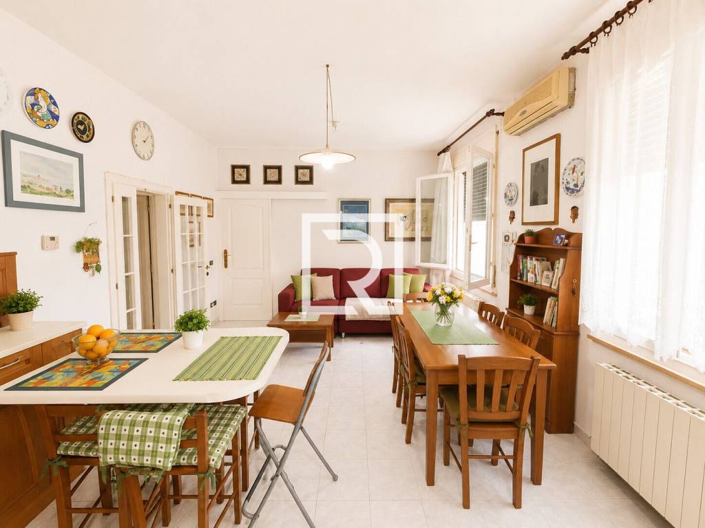 casa indipendente in vendita a Ravenna