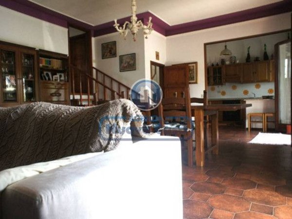 casa indipendente in vendita a Ravenna in zona Centro Storico