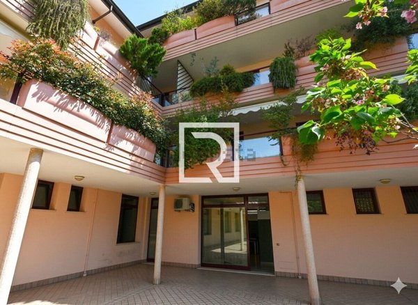 ufficio in vendita a Ravenna
