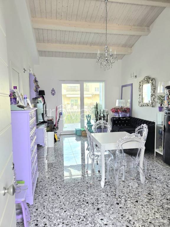 appartamento in vendita a Ravenna in zona Punta Marina Terme