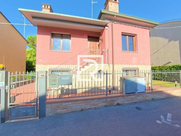 casa indipendente in vendita a Ravenna in zona Centro Storico
