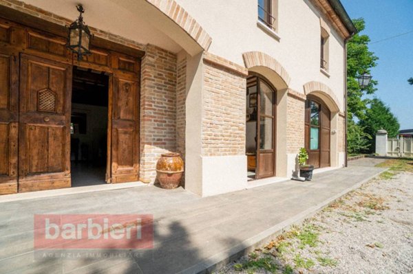 casa indipendente in vendita a Ravenna in zona Borgo Montone