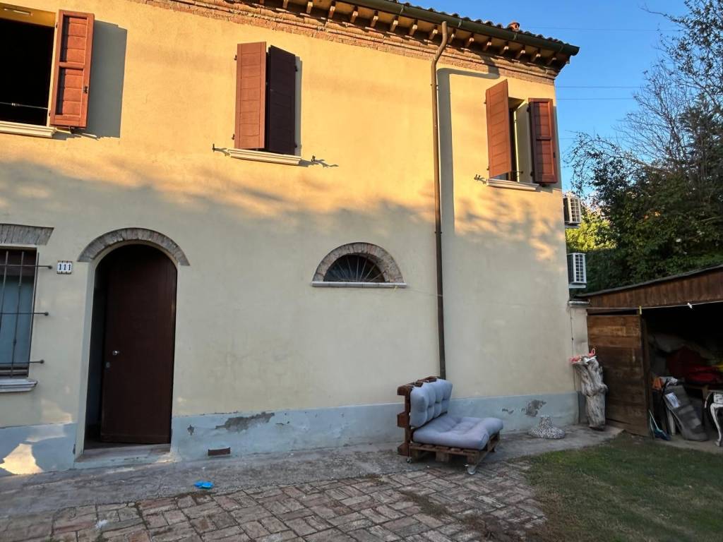 casa indipendente in vendita a Ravenna