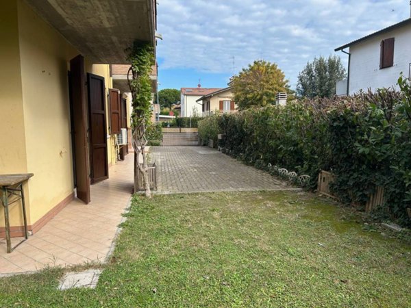 appartamento in vendita a Ravenna in zona Lido di Dante