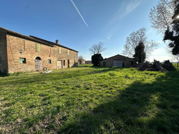 casa indipendente in vendita a Ravenna in zona Gambellara