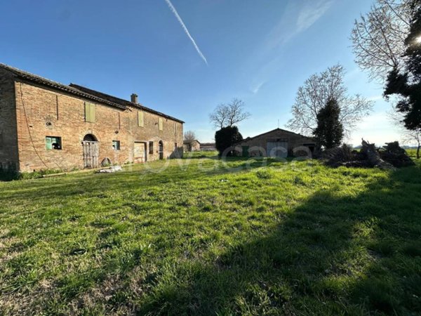 casa indipendente in vendita a Ravenna