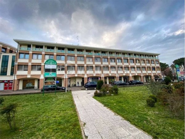 ufficio in vendita a Ravenna