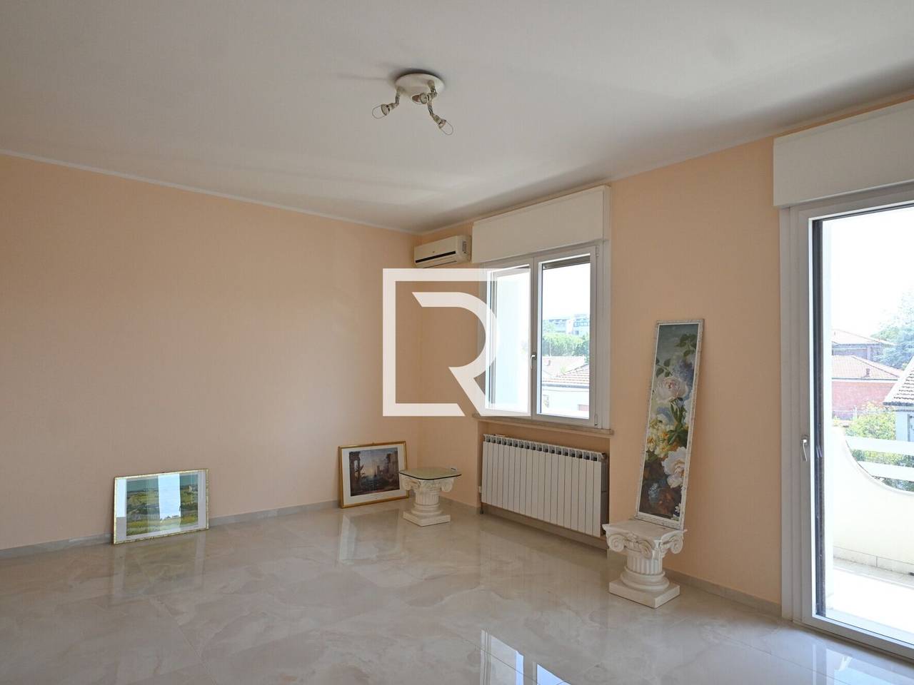 casa indipendente in vendita a Ravenna in zona Centro Storico