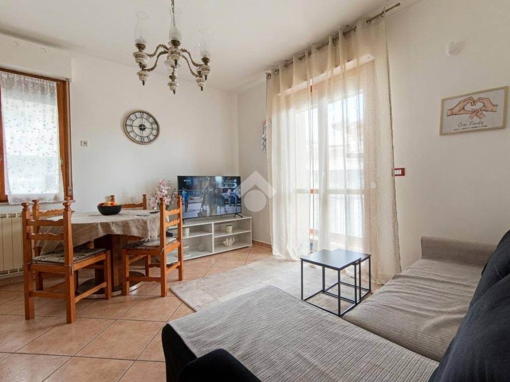 appartamento in vendita a Ravenna in zona Lido Adriano
