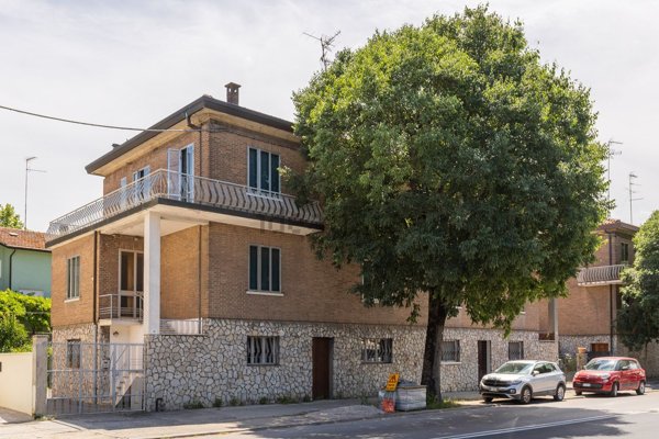 casa indipendente in vendita a Ravenna in zona Ponte Nuovo