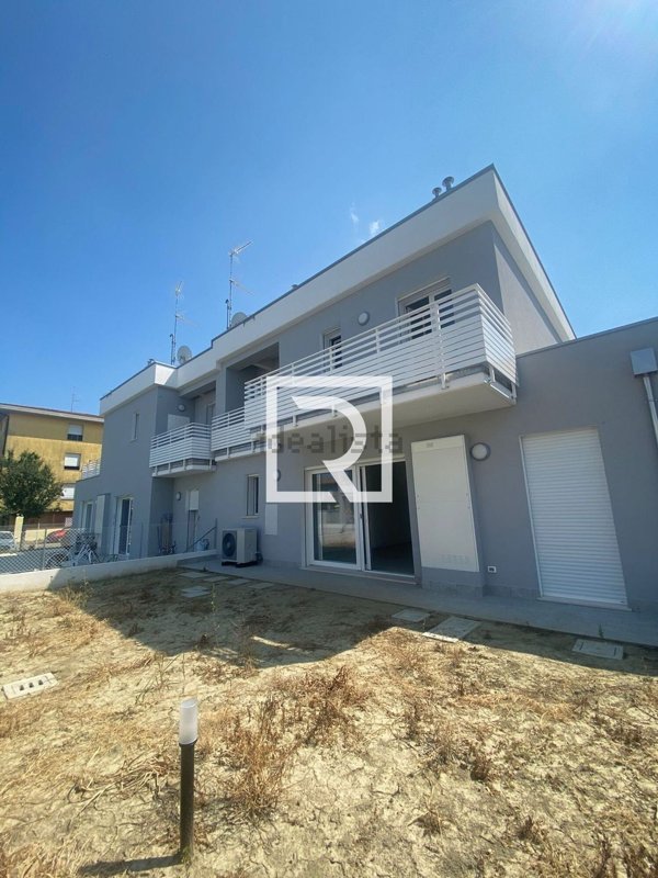 casa indipendente in vendita a Ravenna in zona Borgo Montone
