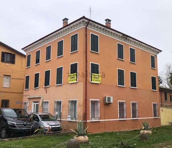 casa indipendente in vendita a Ravenna in zona Sant'Alberto