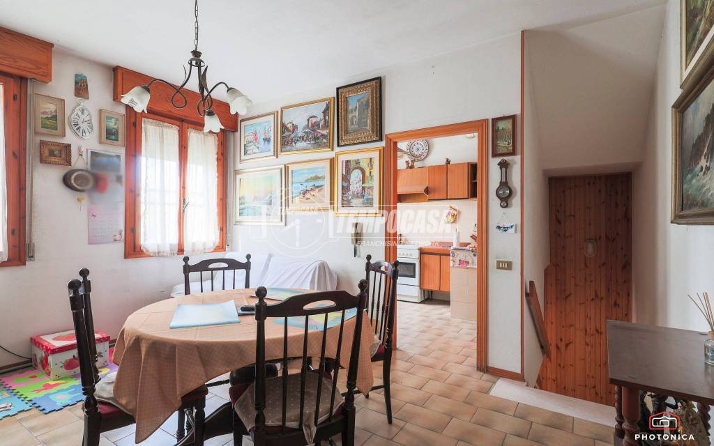 casa indipendente in vendita a Ravenna in zona Ponte Nuovo