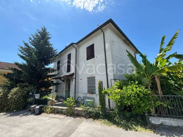 casa indipendente in vendita a Ravenna in zona San Pietro in Vincoli