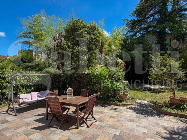 casa indipendente in vendita a Ravenna in zona Centro Storico