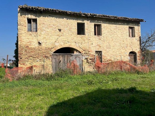 casale in vendita a Ravenna in zona Grattacoppa