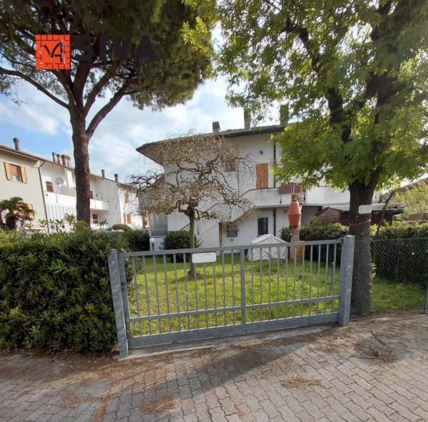 casa indipendente in vendita a Ravenna in zona Lido Adriano