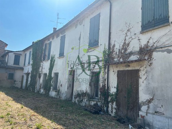 casa indipendente in vendita a Ravenna in zona Centro Storico