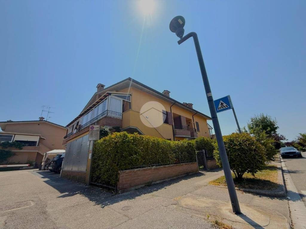 appartamento in vendita a Ravenna in zona Lido Adriano