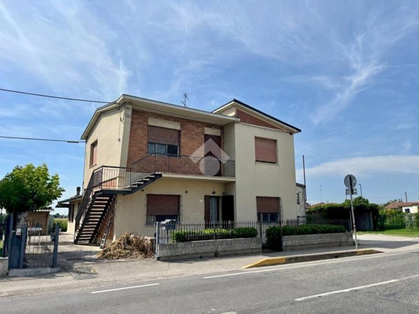 appartamento in vendita a Ravenna in zona Piangipane