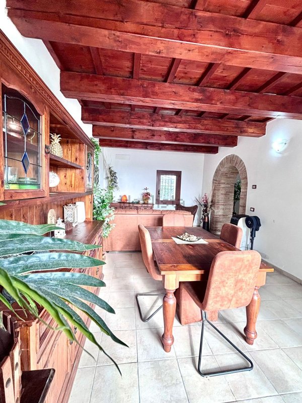 casa indipendente in vendita a Ravenna in zona Roncalceci