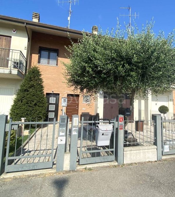 casa indipendente in vendita a Ravenna in zona Santo Stefano