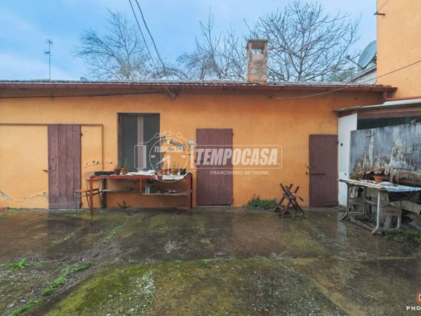 casa indipendente in vendita a Ravenna in zona Centro Storico