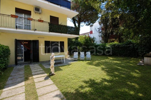 appartamento in vendita a Ravenna in zona Lido Adriano
